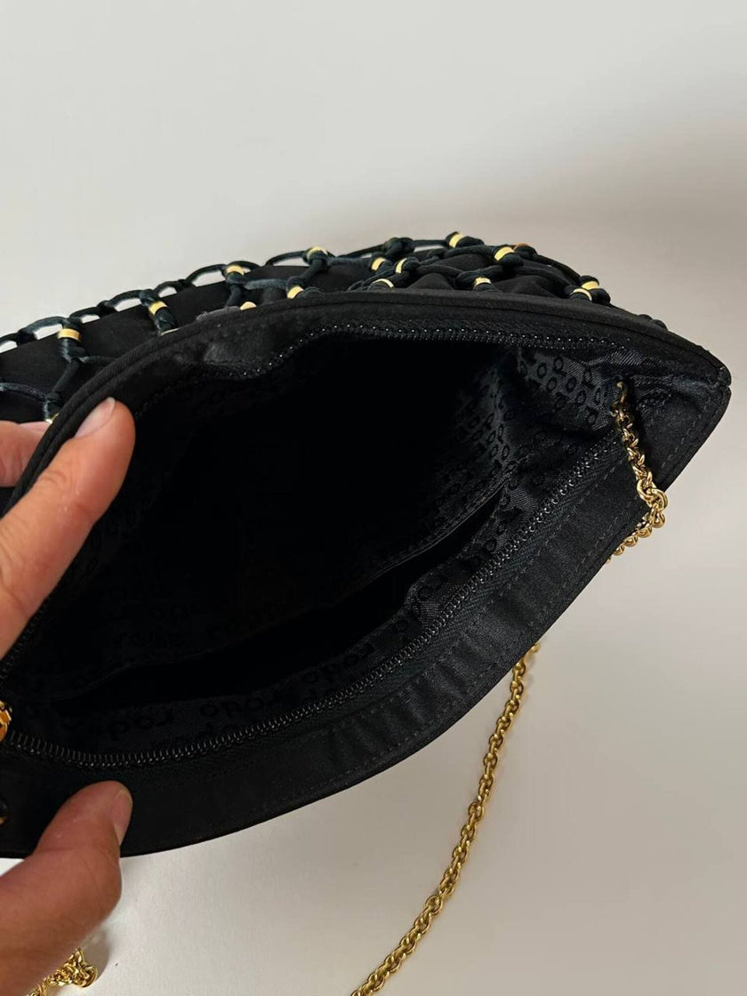 Pochette vintage Rodo in raso nero lavorato a rete con nappa couture e tracolla in catena