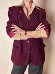 Blazer sartoriale in rasato di lana bordeaux con bottoni gioiello