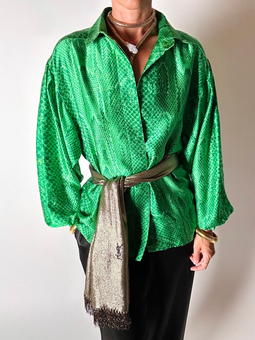 Camicia vintage sartoriale in raso di seta stampa pitone verde smeraldo