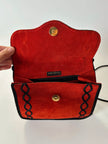 Borsa vintage Yves Saint Laurent in camoscio rosso con passamaneria nera