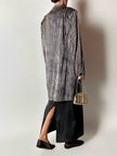Blazer vintage Gianni Versace in seta goffrata a righe nere e avorio