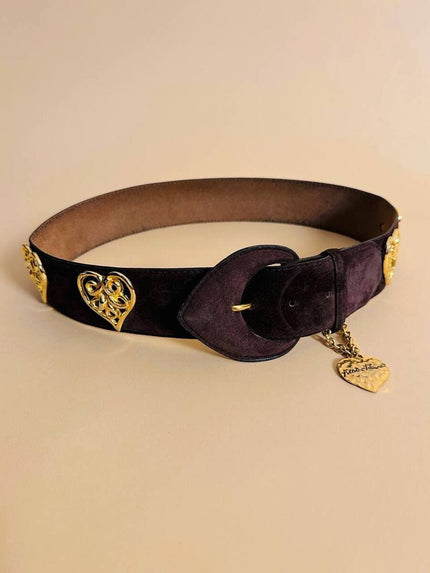 Cintura in suede marrone con maxi borchie a cuore 