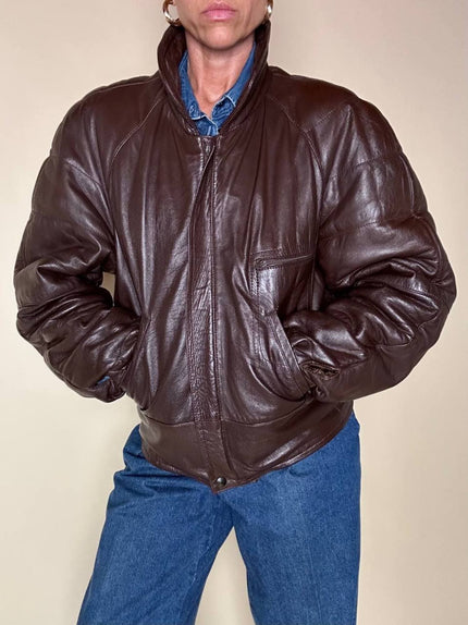 Bomber vintage in pelle color cioccolato modello over con manica raglan
