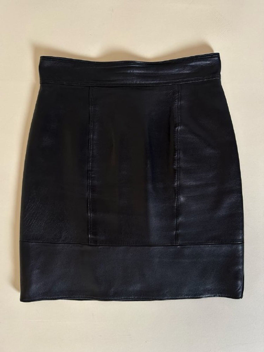 Minigonna a vita alta in pelle nera “Gianni Versace”