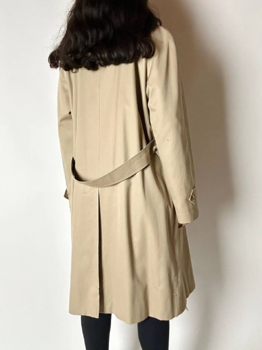 Vintage Burberry’s Trenchcoat aus beigem Gabardine mit passendem Gürtel und Check-Futter