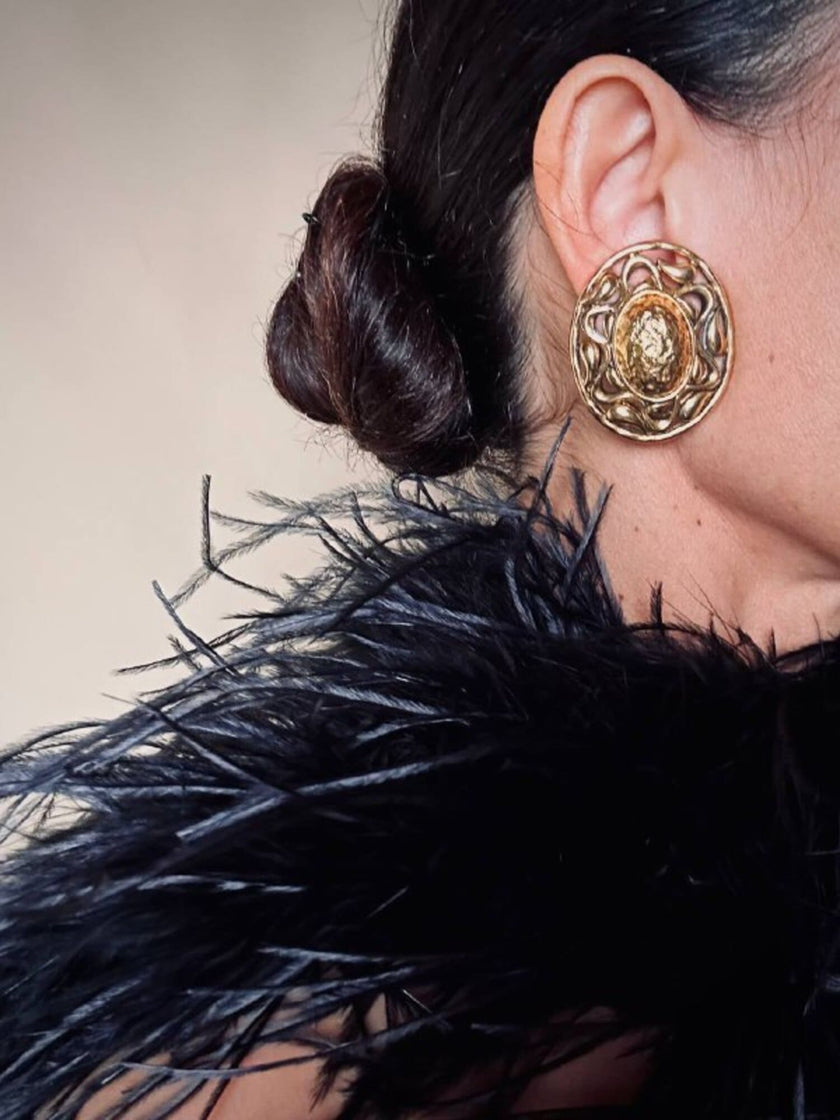 Maxi clip ovali con motivi barocchi “Yves Saint Laurent”