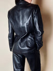 Blazer vintage in pelle nera Elizé Paris sciancrato con bottoni ricoperti in pelle