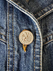 Giacca Christian Lacroix in denim modello sciancrato con lavorazione a nervature