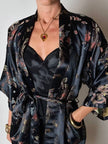 Collier vintage Yves Saint Laurent con ciondolo a forma di cuore firmato e cabochon rosso