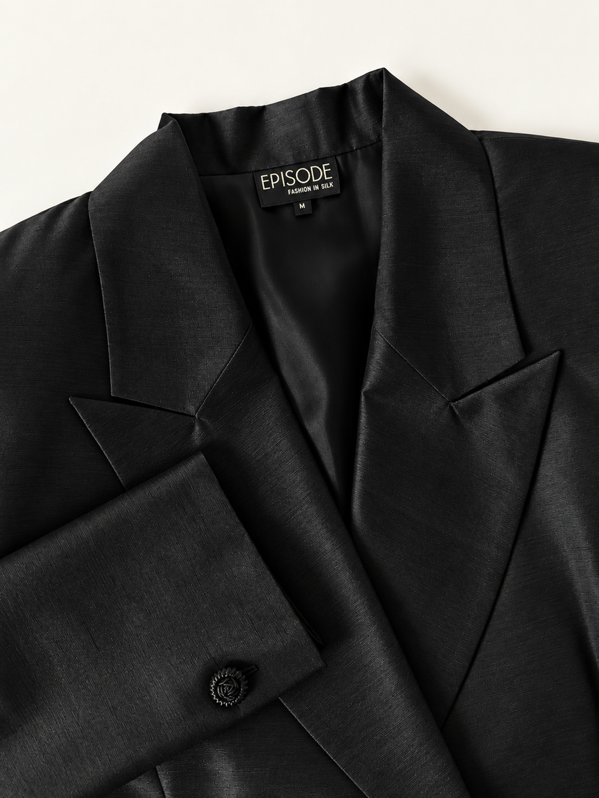 Blazer vintage Episode in shantung di seta nera con bottoni in passamaneria