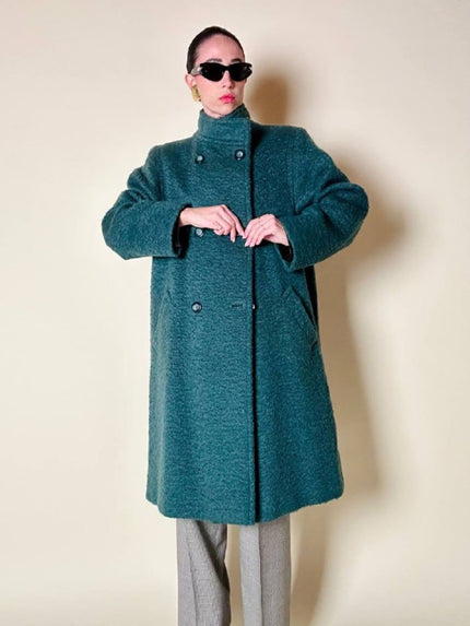 Cappotto doppiopetto in lana bouclé verde bosco con fodera firmata