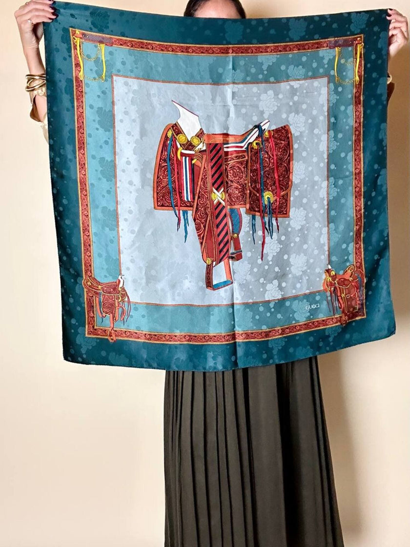 Foulard Gucci in seta jacquard fantasia sella