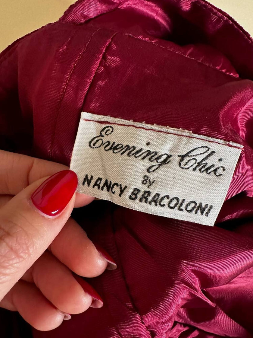 Abito lungo in velluto bordeaux “Evening Chic by Nancy Bracoloni”