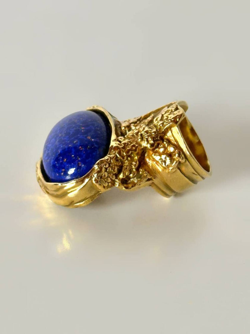 Anello Yves Saint Laurent Arty Ring con cabochon blu effetto Lapislazzuli