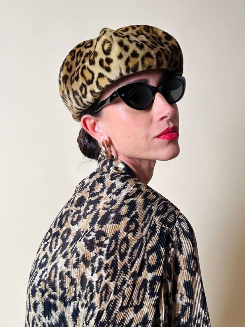 Basco in peluche leopardato “La maison de la fausse fourrure Paris”