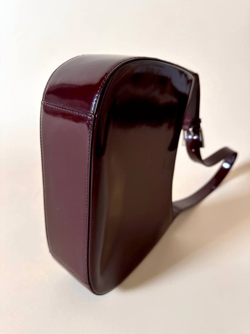 Borsa hobo Furla in pelle verniciata bordeaux