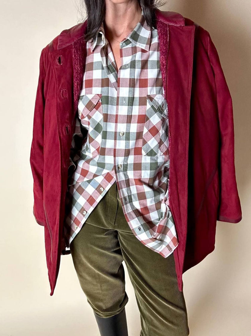 Giacca in suede borgogna con riporti in pelle e con interno in lana mélange in tinta