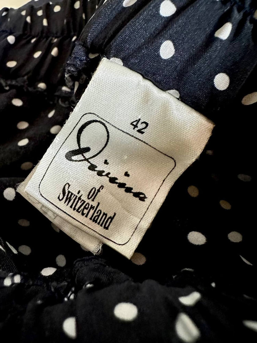 Completo oversize nero a pois bianchi in Cupro “Divina”