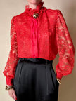 Camicia sartoriale in pizzo chantilly e organza di seta rossa