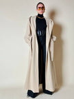 Cappotto lungo a vestaglia con cappuccio in drap di lana beige “Yves Saint Laurent”