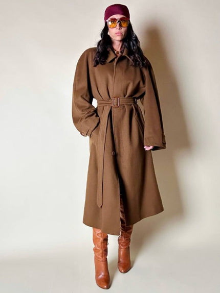 Cappotto lungo oversize in lana e cachemire cammello scuro con cintura in coordinato