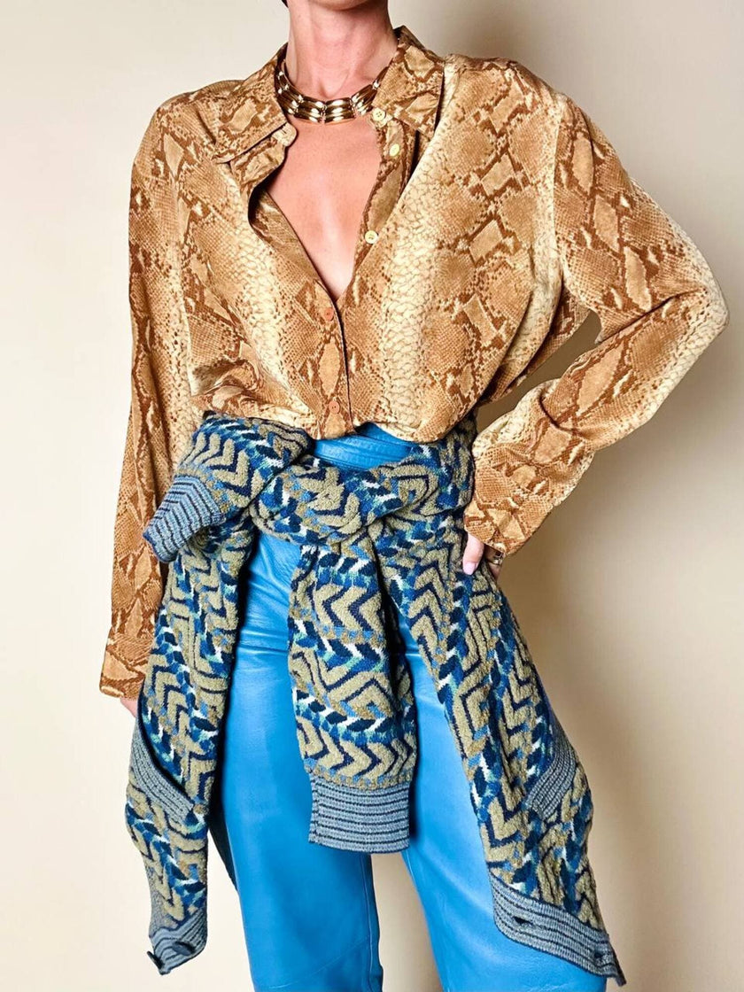 Camicia Laurèl in seta fantasia pitone nei toni del crema e marrone chiaro