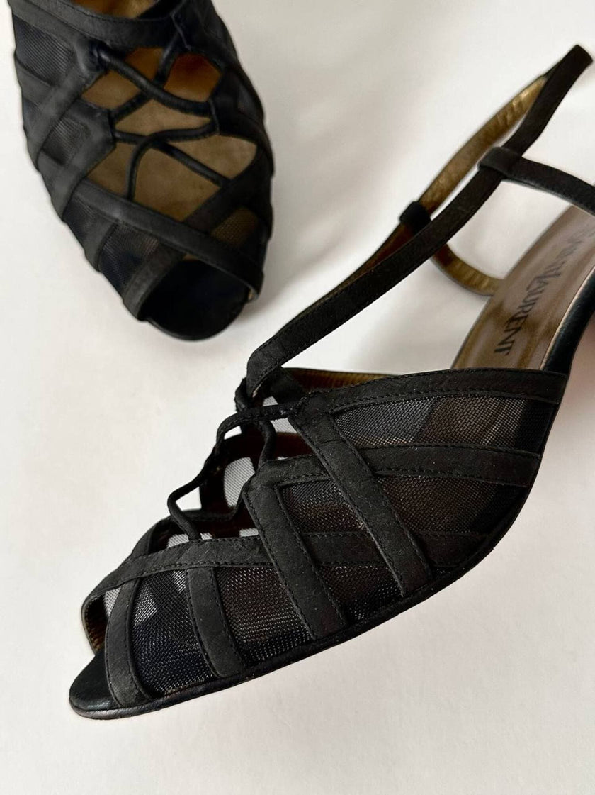 Sandali vintage Yves Saint Laurent in rete mesh nera e nabuk