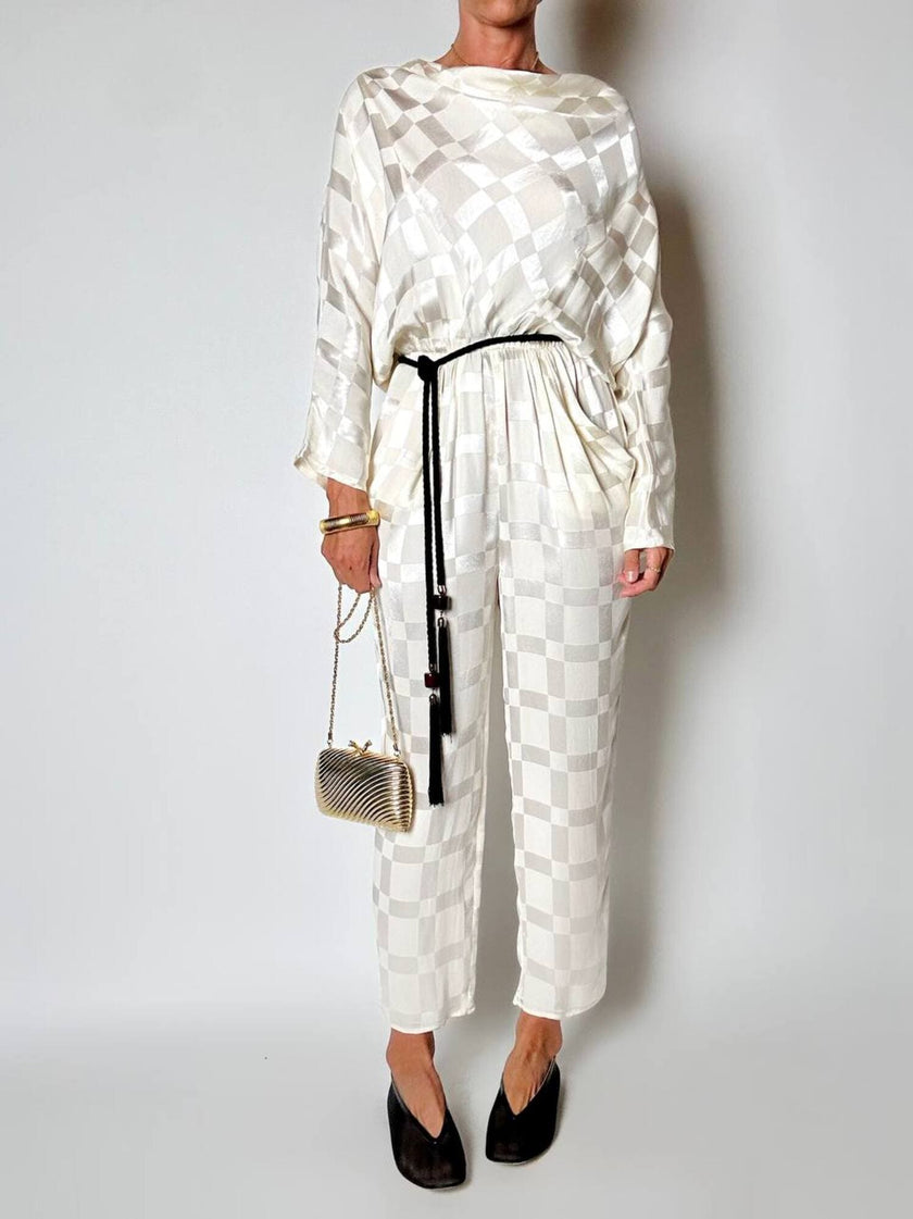 Jumpsuit vintage Spengler Mode in viscosa jacquard avorio con scollo drappeggiato