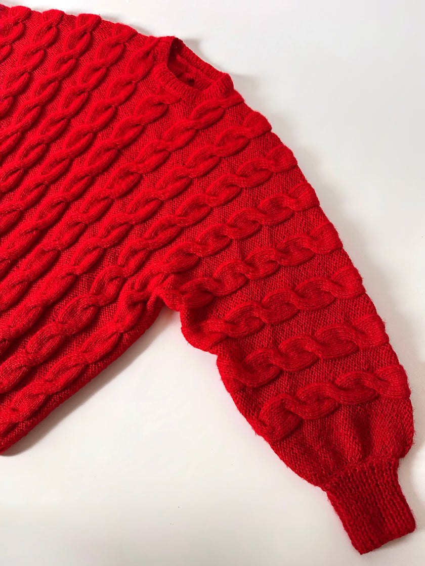Maglione vintage fatto a mano in lana rossa con maxi trecce a rilievo