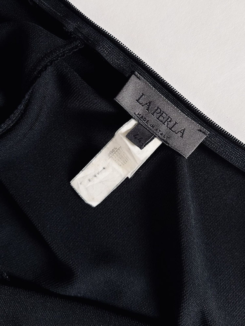 Abito lungo vintage La Perla in tessuto nero con coppe preformate e spacco posteriore