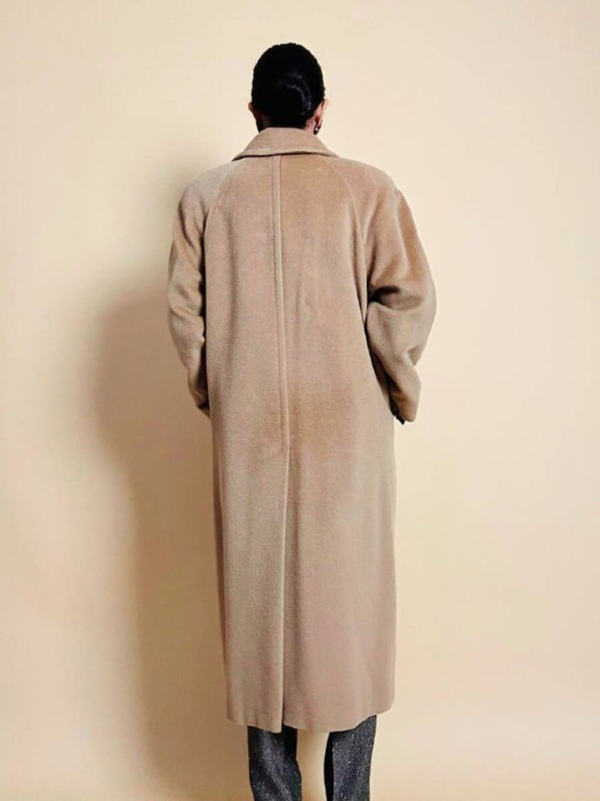 Cappotto doppiopetto in drap di lana cammello 