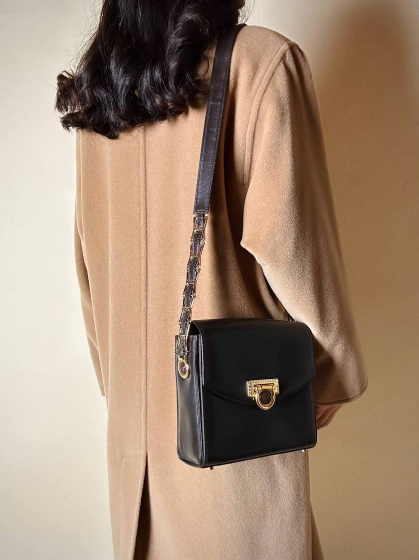 Borsa Gianni Versace vintage in pelle testa di moro con iconica Medusa