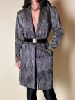 Cintura vintage Yves Saint Laurent in camoscio nero con maxi fibbia oro logata YSL