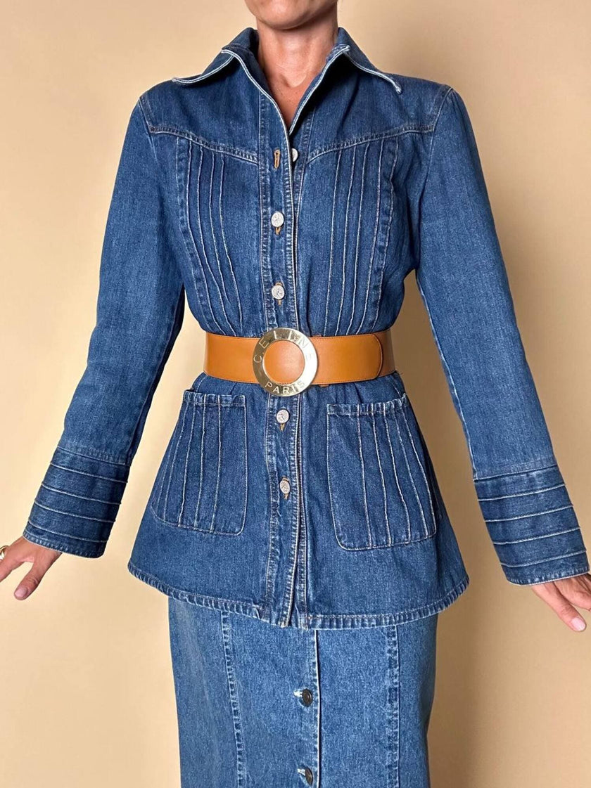 Giacca Christian Lacroix in denim modello sciancrato con lavorazione a nervature