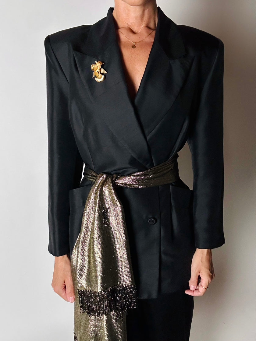 Blazer vintage Episode in shantung di seta nera con bottoni in passamaneria