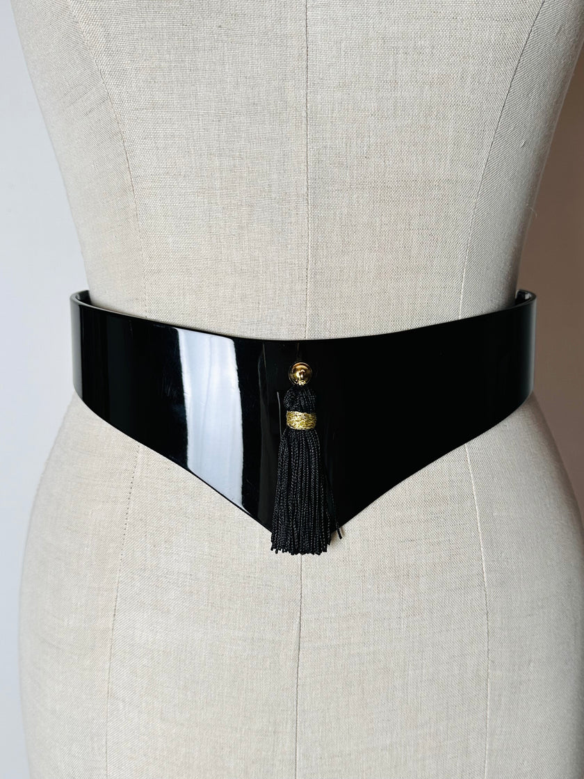 Vintage-Gürtel aus schwarzem Lucite mit Couture-Quaste und gedrehten Kordeln