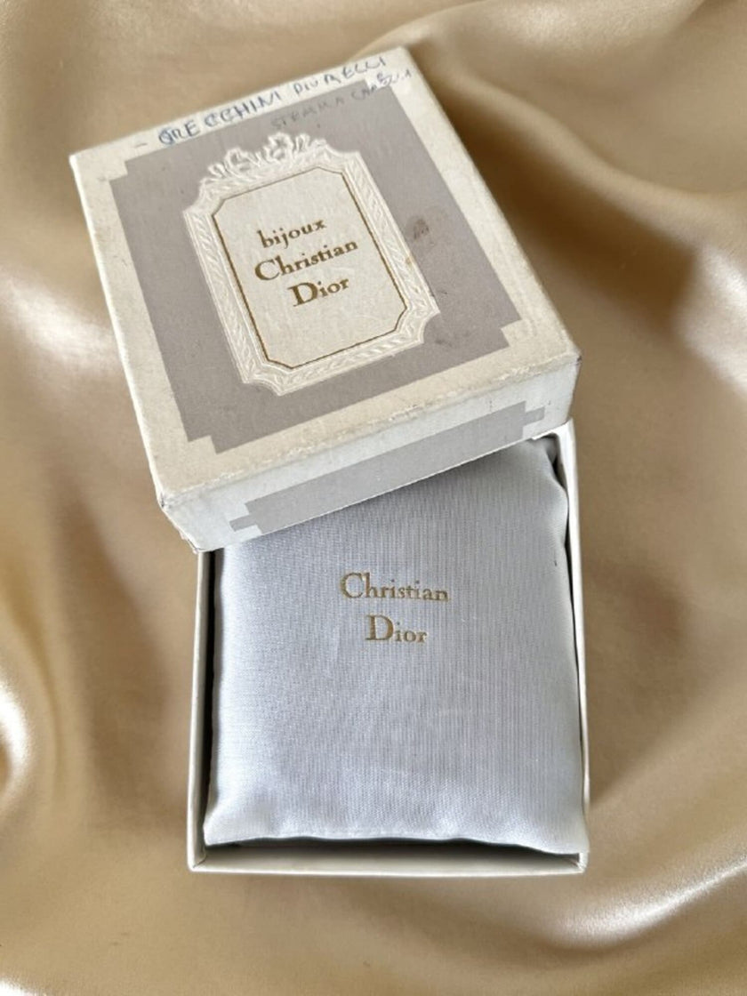 Maxi clip dorate con perle cabochon “Christian Dior”