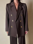 Blazer doppiopetto in lana color cioccolato “Yves Saint Laurent” con pantalone abbinato