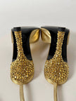 Décolleté slingback Gianni Versace in pelle laminata oro con punta affusolata lacci alla caviglia e tacco gioiello