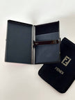 Porta sigarette-carte di credito-biglietti da visita vintage Fendi in metallo con motivo FF in smalto rosso