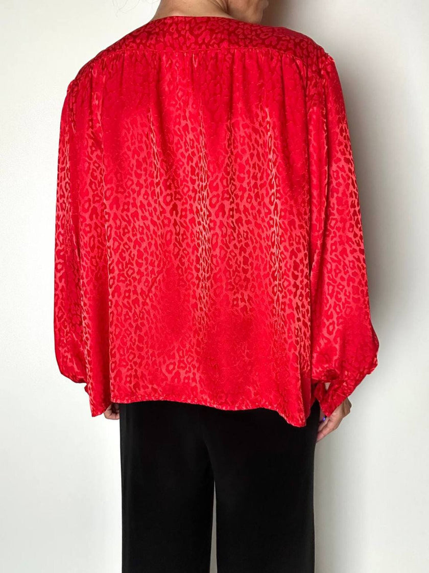 Camicia vintage Yves Saint Laurent in raso jaquard rosso con bottoni neri
