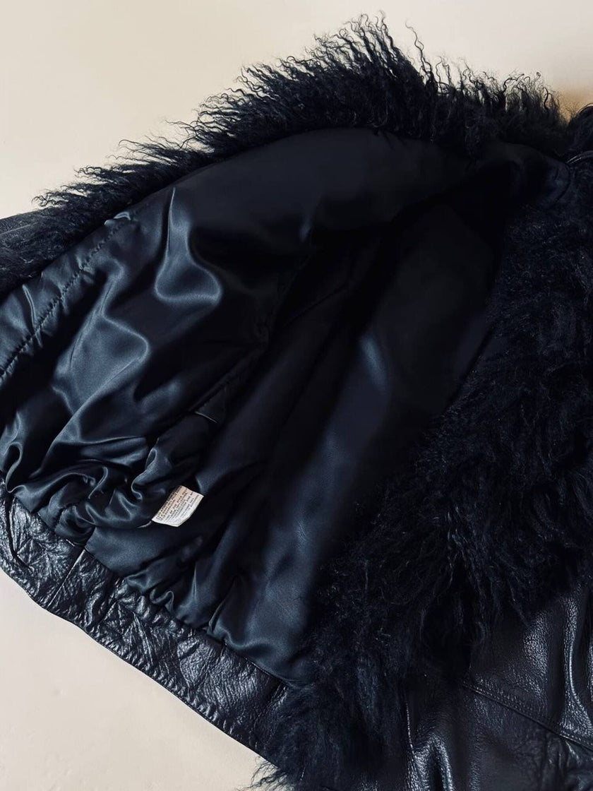 Bomber fatto a mano in pelle nera con maxi collo in mongolia