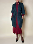 Cardigan Carven in lana verde con manica a tre quarti e cintura in vita