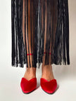 Décolleté vintage Yves Saint Laurent in raso di seta rosso lacca con cinturino alla caviglia
