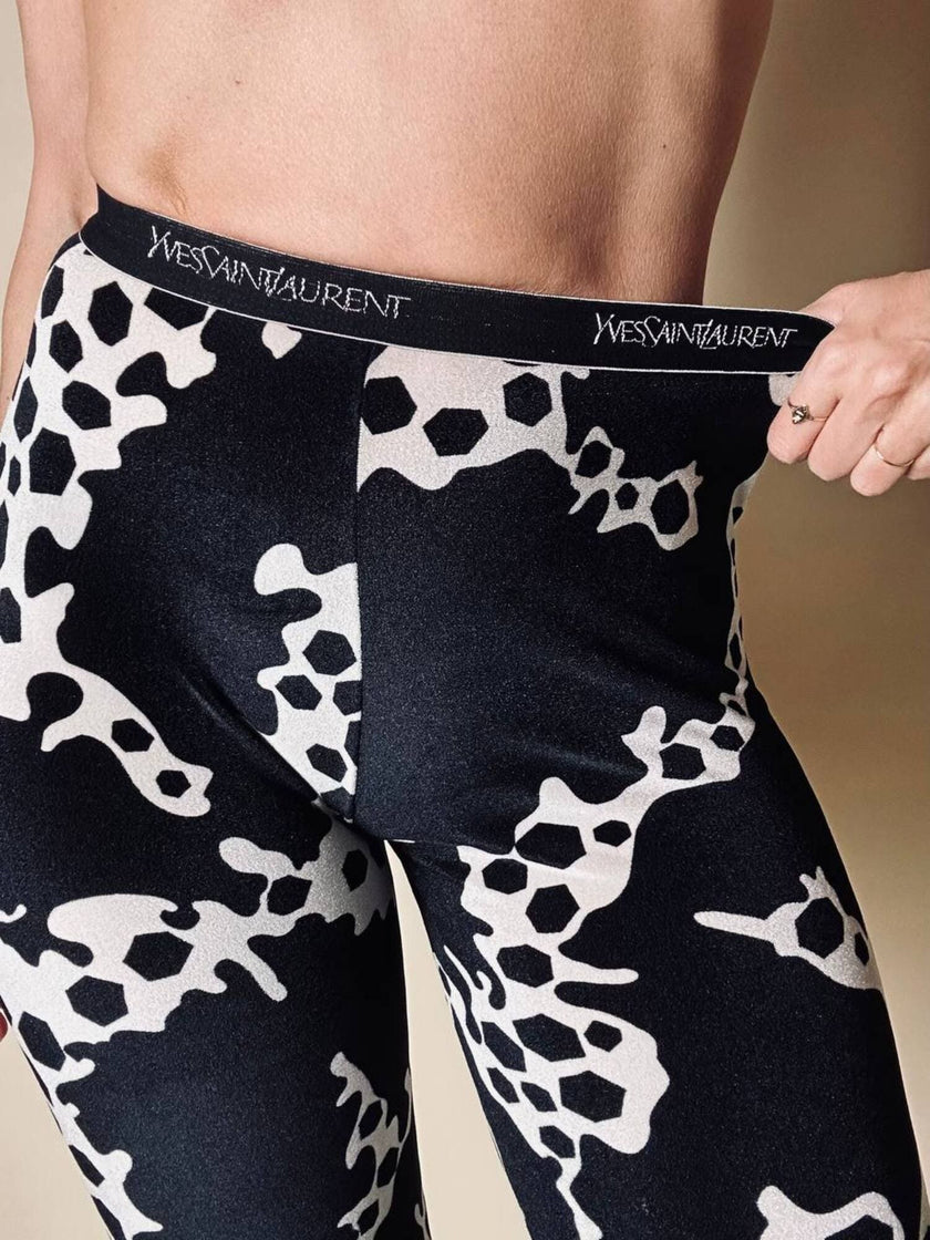 Leggings Yves Saint Laurent in ciniglia stretch fantasia astratta bianca e nera
