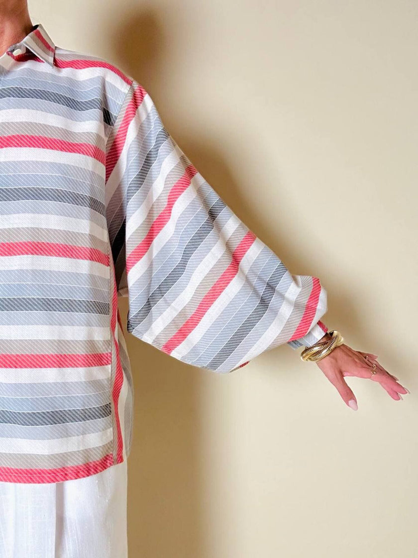 Camicia Yves Saint Laurent a righe multicolori con manica a pipistrello