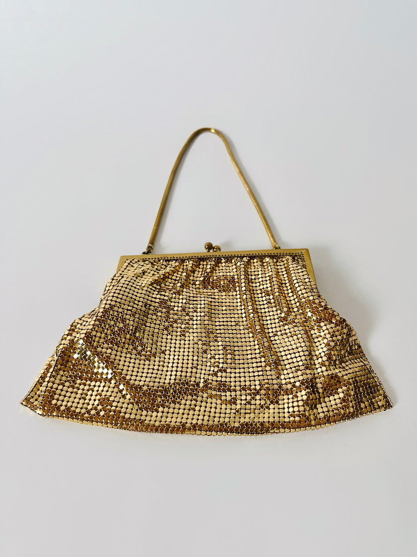 Mini bag vintage in maglia metallica dorata con chiusura gioiello