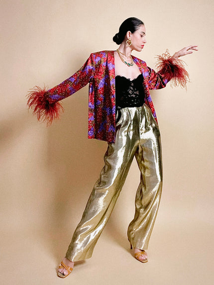 Chaqueta de satén de seda con plumas 