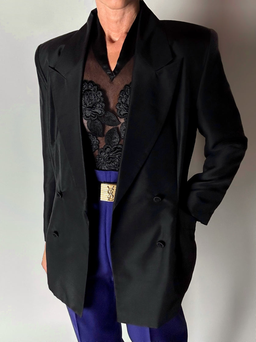 Blazer vintage Episode in shantung di seta nera con bottoni in passamaneria