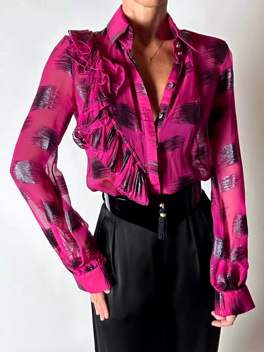 Camicia vintage Emanuel Ungaro in chiffon fucsia e lamé nero con volant plissé
